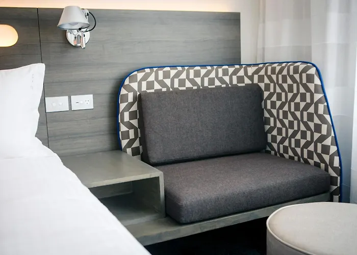 Holiday Inn Express Sydney Macquarie Park By Ihg
