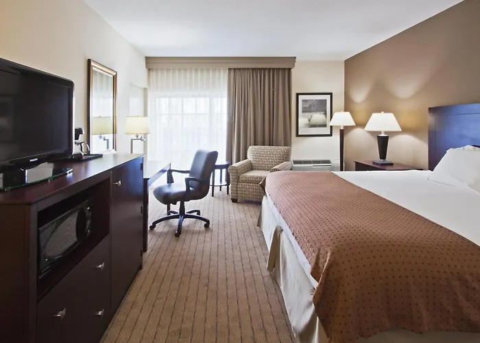 Holiday Inn Express- North Palm Beach And Ihg Hotel