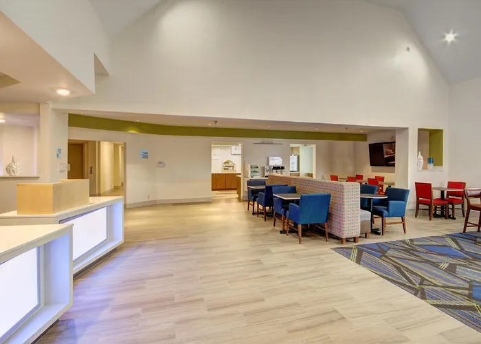 Holiday Inn Express Columbus South - Obetz By Ihg