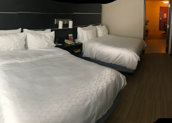 Holiday Inn Express Hotel & Suites Maryville By Ihg