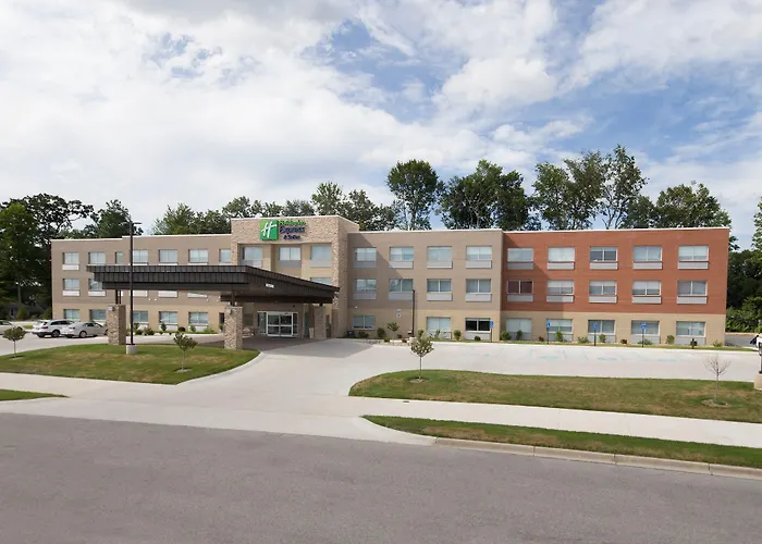 Holiday Inn Express & Suites - Michigan City By Ihg