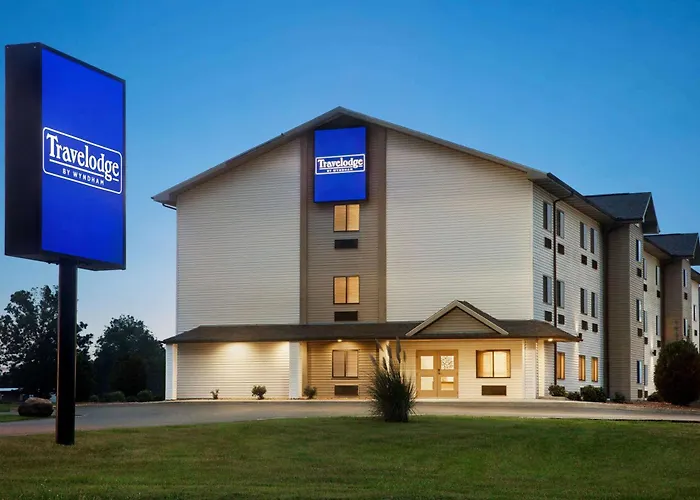 Travelodge By Wyndham Livonia