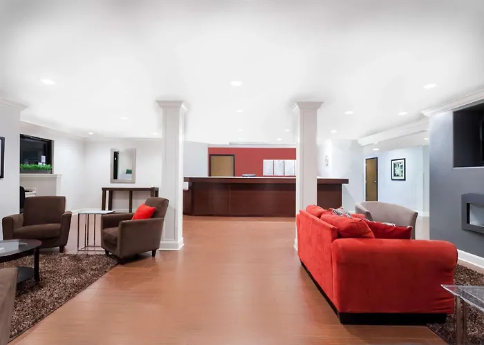 Ramada By Wyndham Tell City