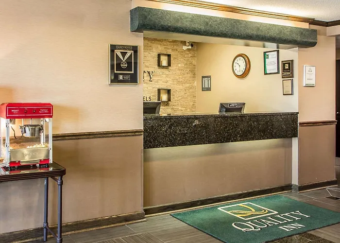 Quality Inn Elgin I-90