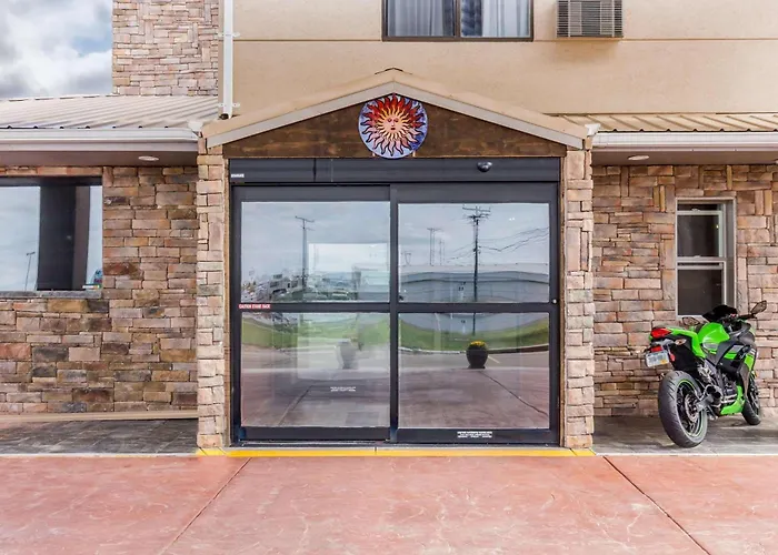 Quality Inn Lamar