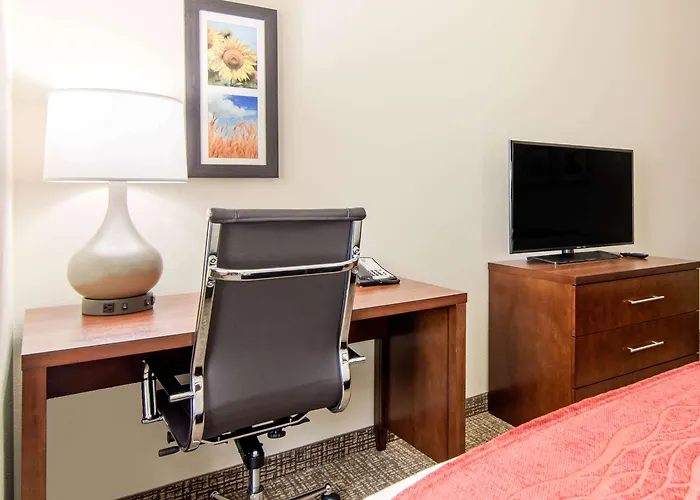 Comfort Inn & Suites - Independence
