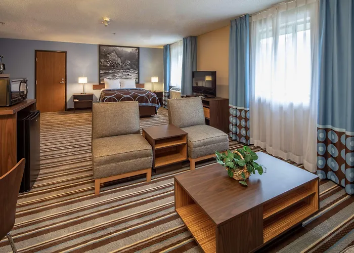 Super 8 By Wyndham Steubenville