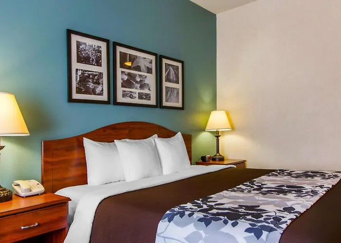 Sleep Inn & Suites Evansville - Casper