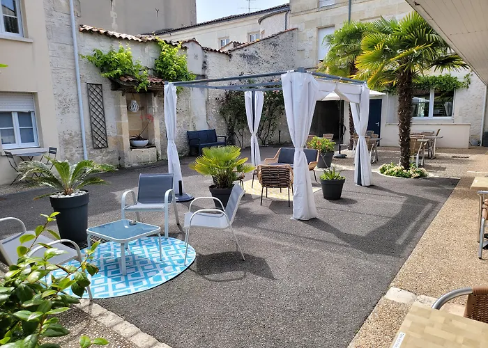 Cit'Hotel Le Cheval Blanc