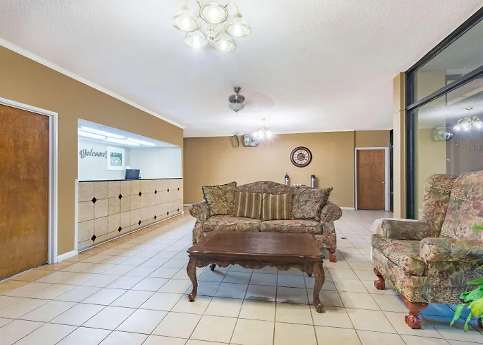 Hampton Inn By Hilton Clanton