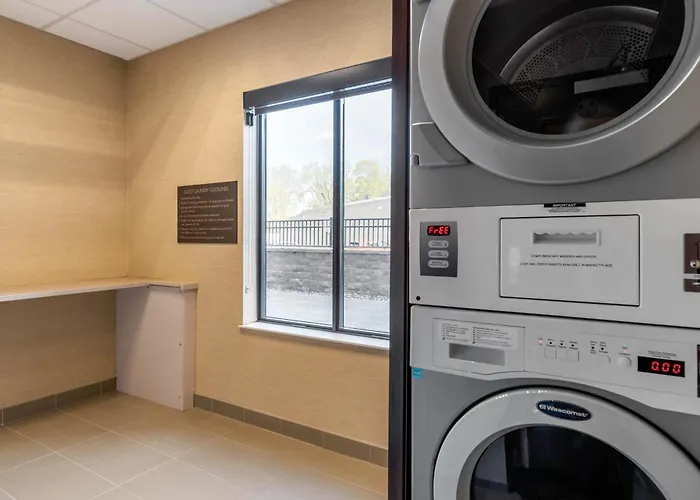 Comfort Inn & Suites Schenectady - Scotia