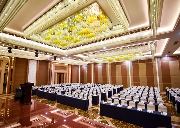 The Mira Central Park Hotel
