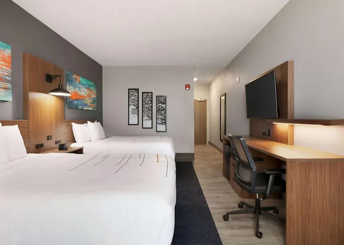 La Quinta Inn & Suites By Wyndham College Station North