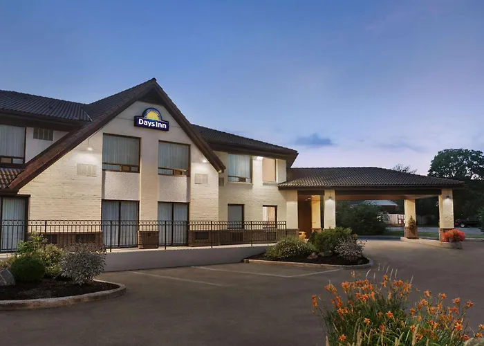 Days Inn By Wyndham Miramichi Nb