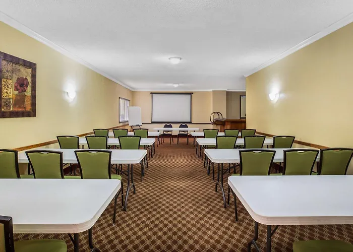 Baymont By Wyndham Tehachapi