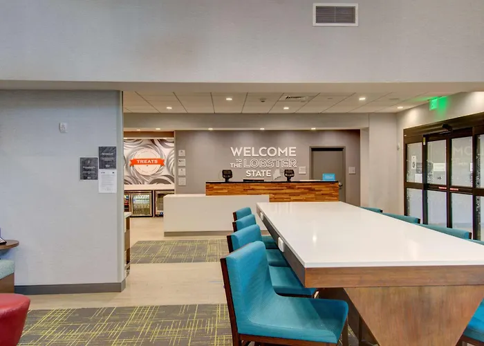 Hampton Inn & Suites Portland West