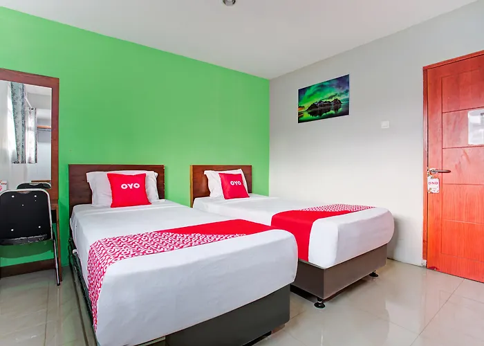 Super Oyo Collection O 3876 The Aurora Inn Lembang