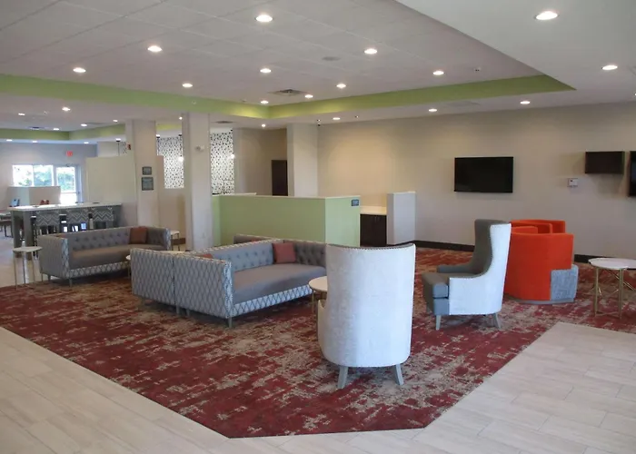 La Quinta Inn & Suites By Wyndham Jackson-Cape Girardeau
