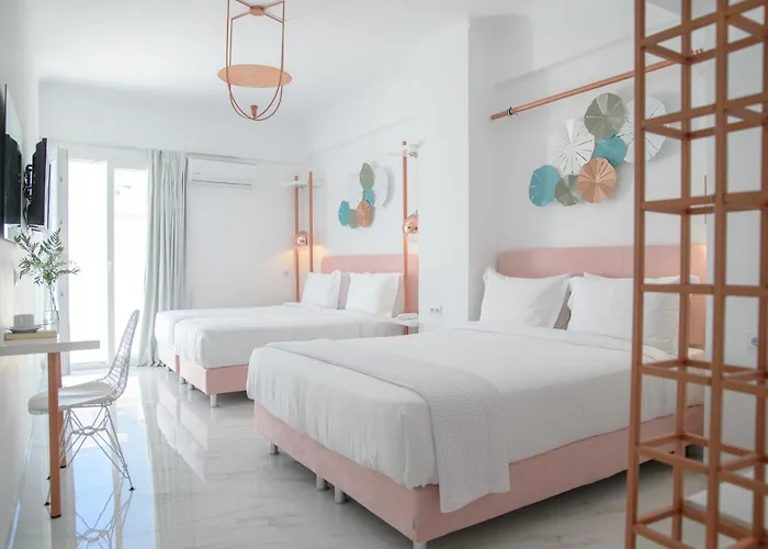 Nama Hotel Tinos