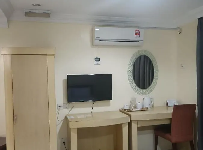 Hotel Ambassador 2