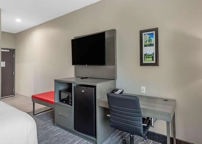 Comfort Inn & Suites Olive Branch Old Towne