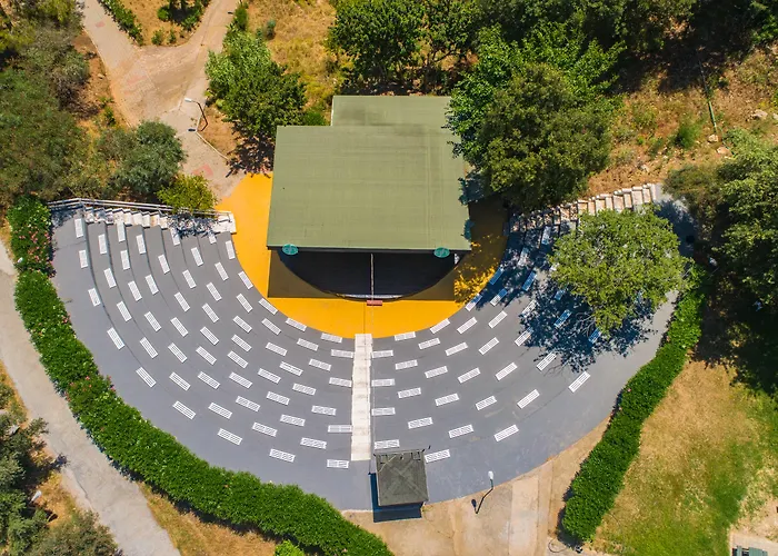 Senza Garden Holiday Club