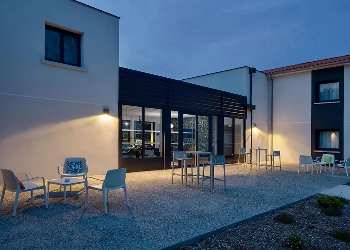 Sure Hotel by Best Western Les Portes de Montauban