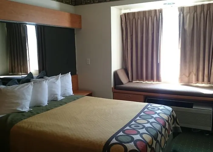 Super 8 By Wyndham Pride Midvale/Midvalley/Salt Lake City