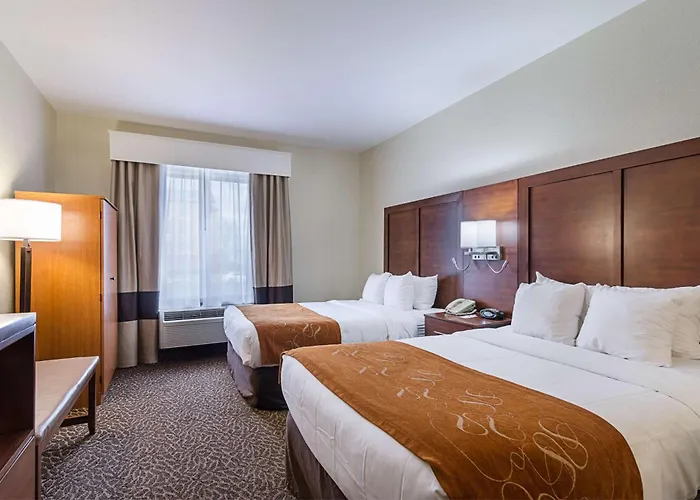 Quality Suites Springdale West I-49