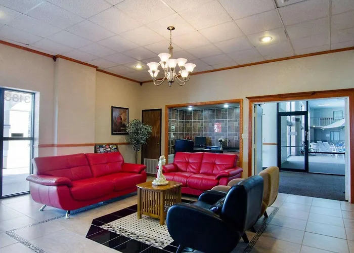 Knights Inn & Suites Emporia