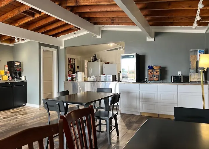 Comfort Inn Near Hearst Castle - Cambria San Simeon