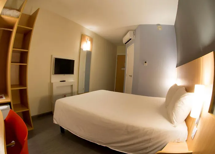 Ibis Aracruz