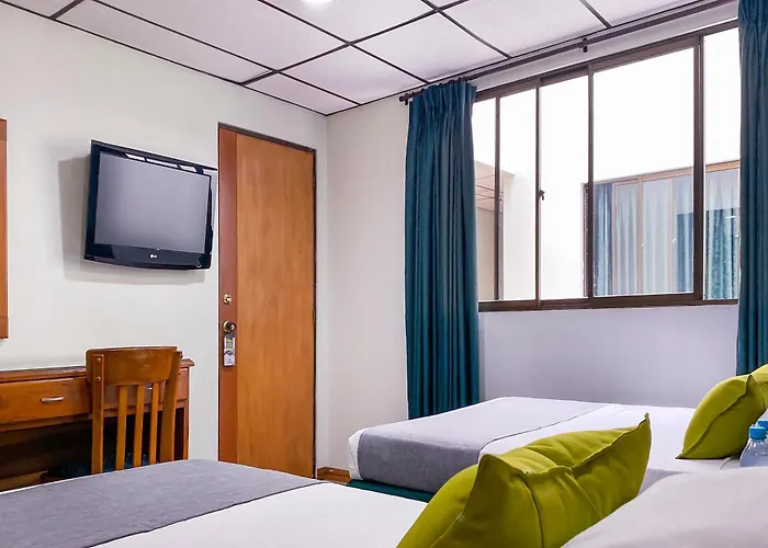 Hotel Roma Plaza