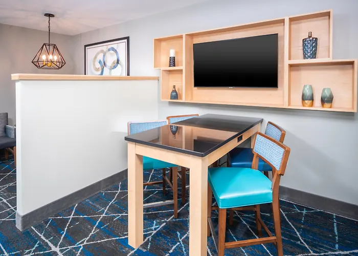 Holiday Inn Express & Suites Brevard A City Center By Ihg