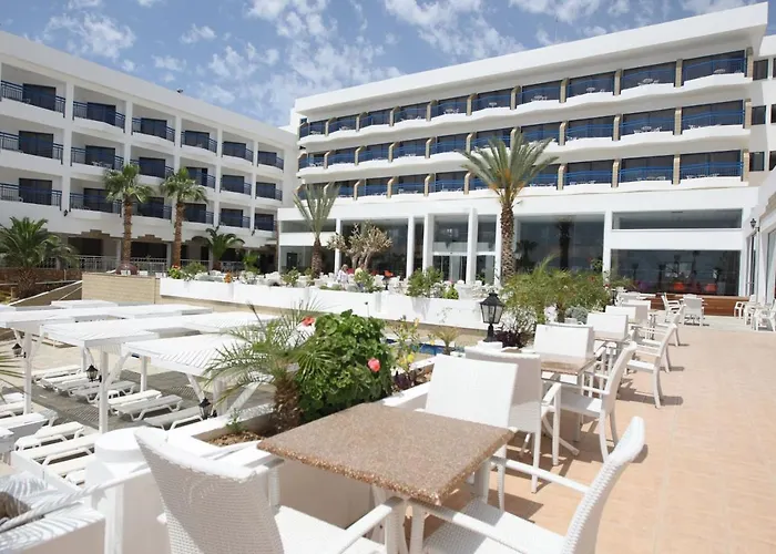 Ascos Coral Beach Hotel