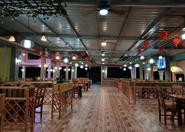 Sunshine View Hotel And Restaurant