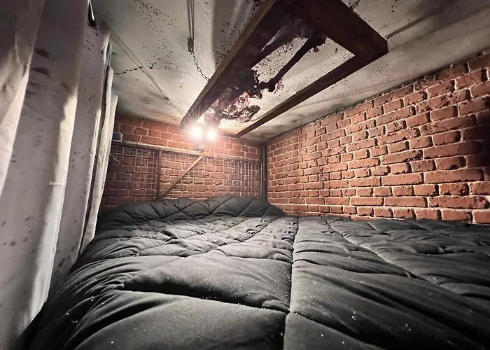 Insomnia Hotel
