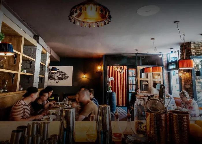 Parador 44