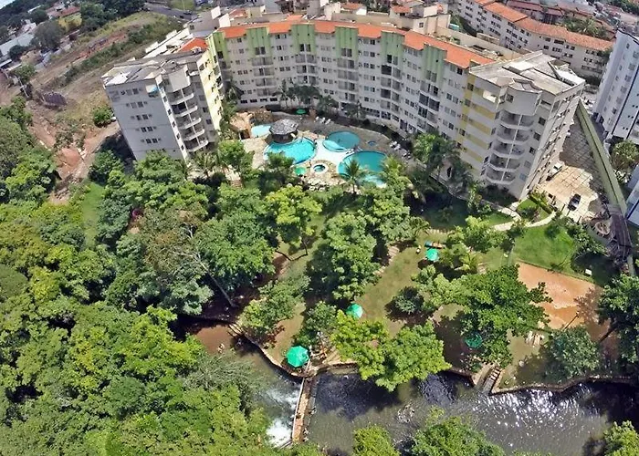 Thermas Paradise Com Acesso Ao Rio Quente