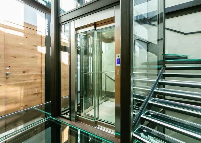 Domus Cavour Rooms&Suites