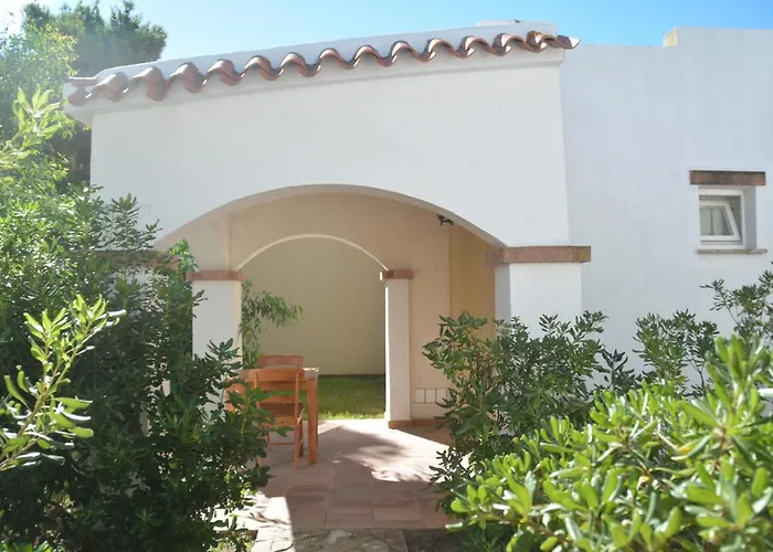 Porto Pino Club