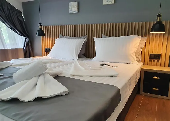 Kamelia Guest Rooms