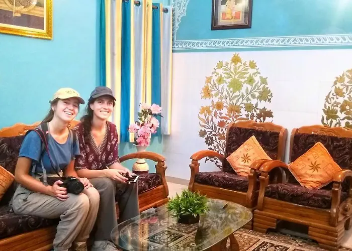 Ghodela Niwas