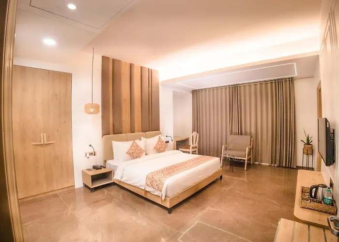 Hotel Mirana , Tinsukia