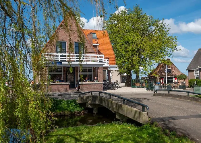 The Lake Inn Nieuwkoop