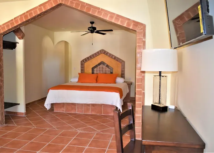 Hacienda Monarcas Resort