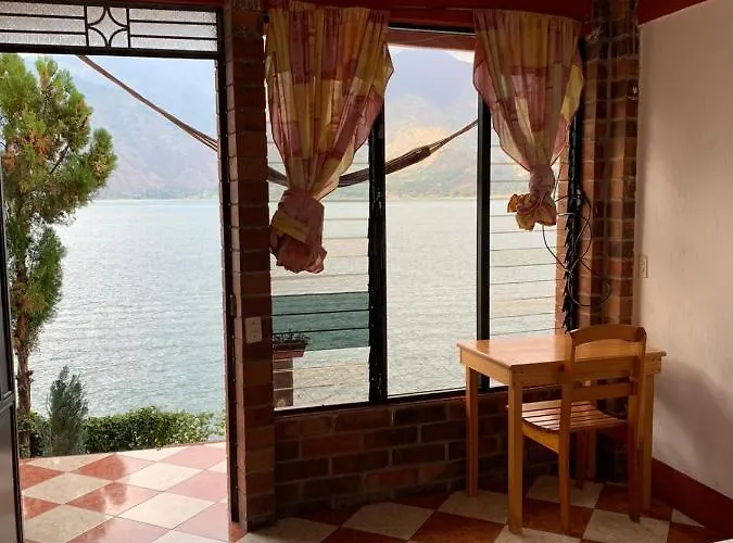 Hotel Villa del Lago, Gladys