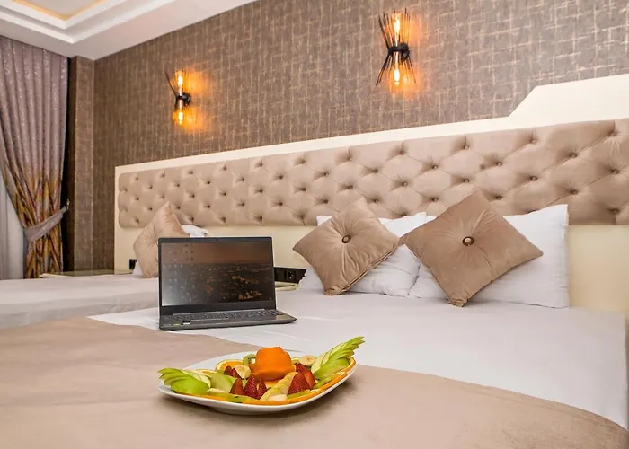 The Lea Hotels & Suite