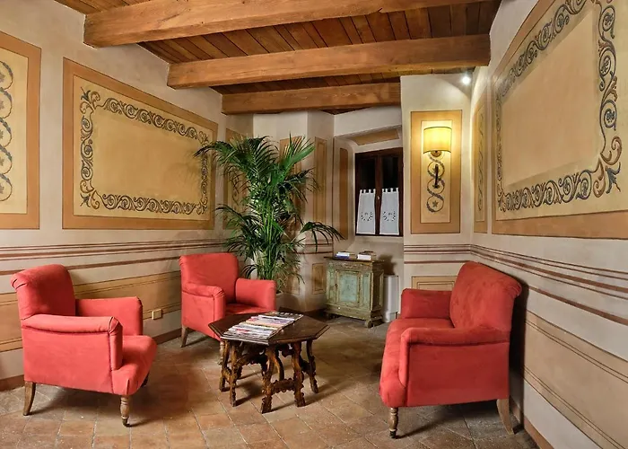 Palazzo Viviani - Castello Di Montegridolfo