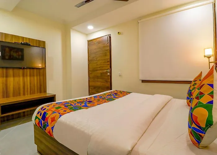 Fabhotel Prime K9 Regency